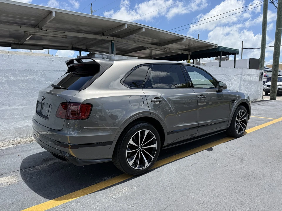 2018 Bentley Bentayga - Image 6 of 25