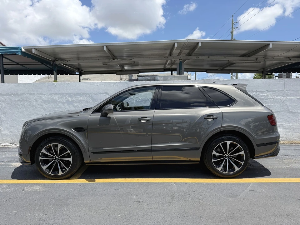2018 Bentley Bentayga - Image 3 of 25