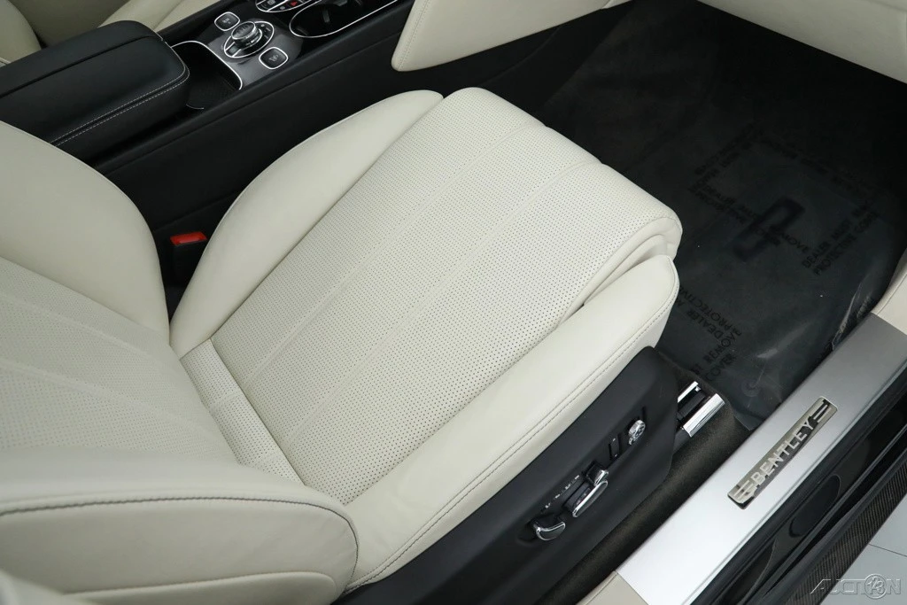 2018 Bentley Bentayga - Image 12 of 21