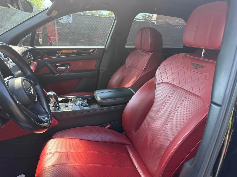 2018 Bentley Bentayga - Image 5 of 6