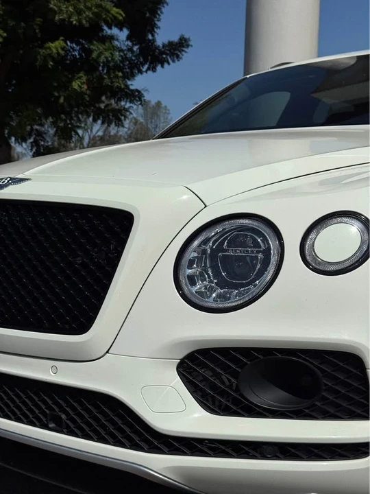 2018 Bentley Bentayga - Image 4 of 7