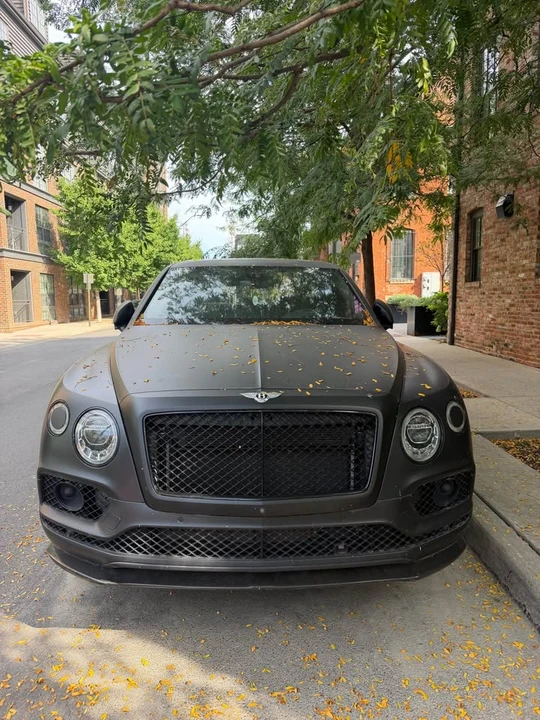 2018 Bentley Bentayga - Image 2 of 10