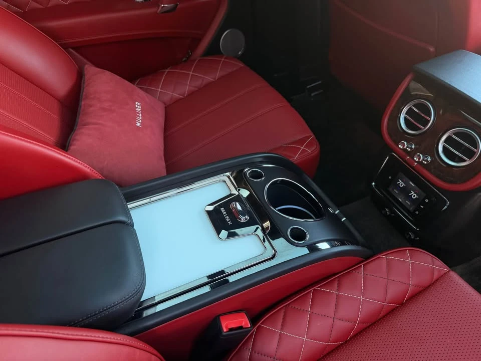 2018 Bentley Bentayga - Image 16 of 20