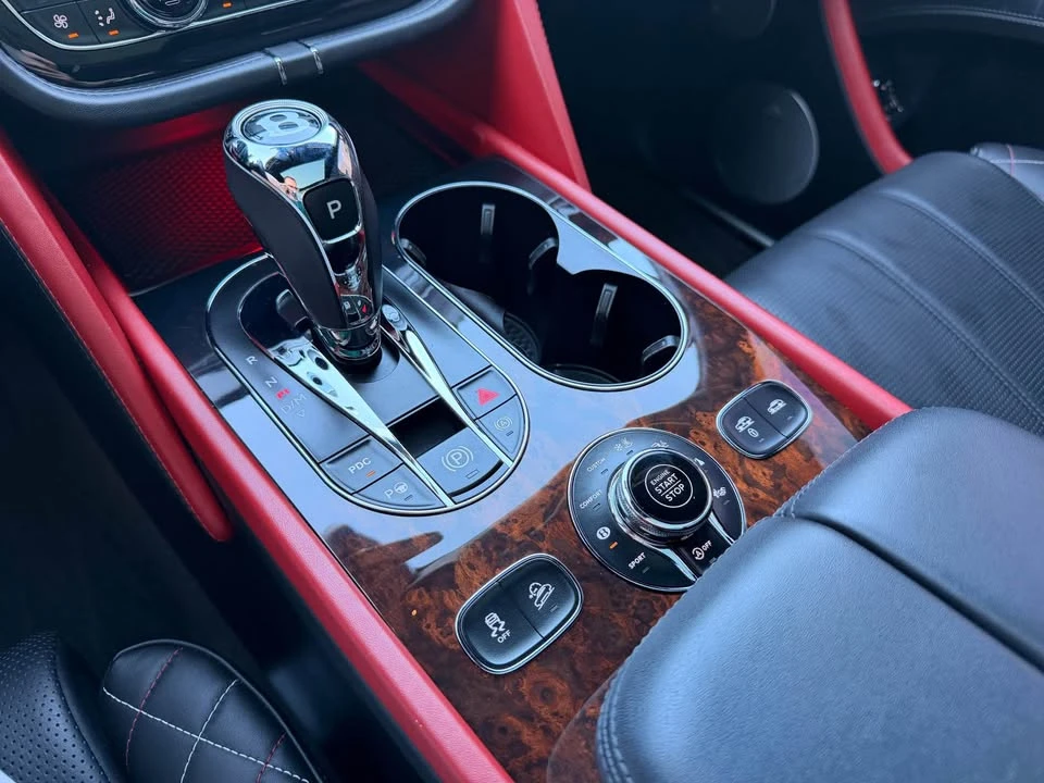 2018 Bentley Bentayga - Image 12 of 20