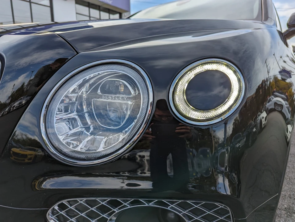 2018 Bentley Bentayga - Image 11 of 21