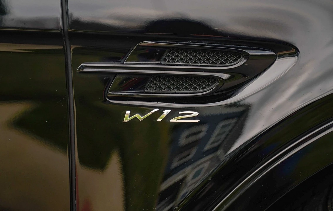 2018 Bentley Bentayga - Image 19 of 20