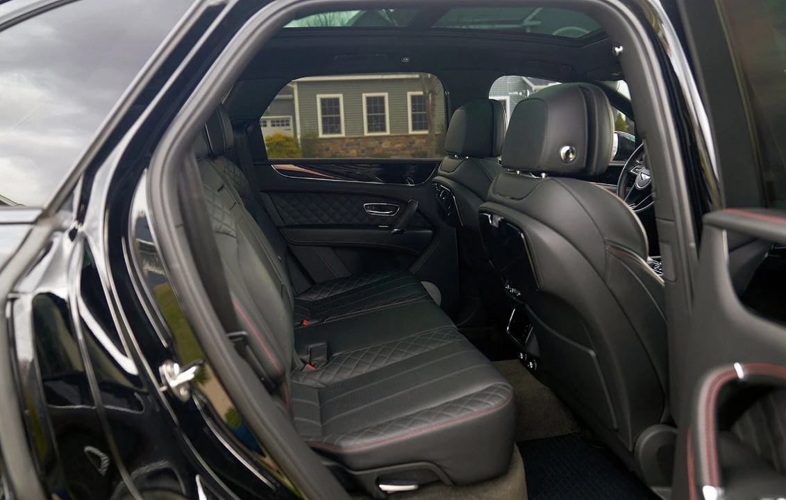 2018 Bentley Bentayga - Image 10 of 20