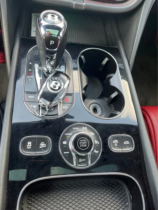 2018 Bentley Bentayga Mulliner - Image 13 of 13