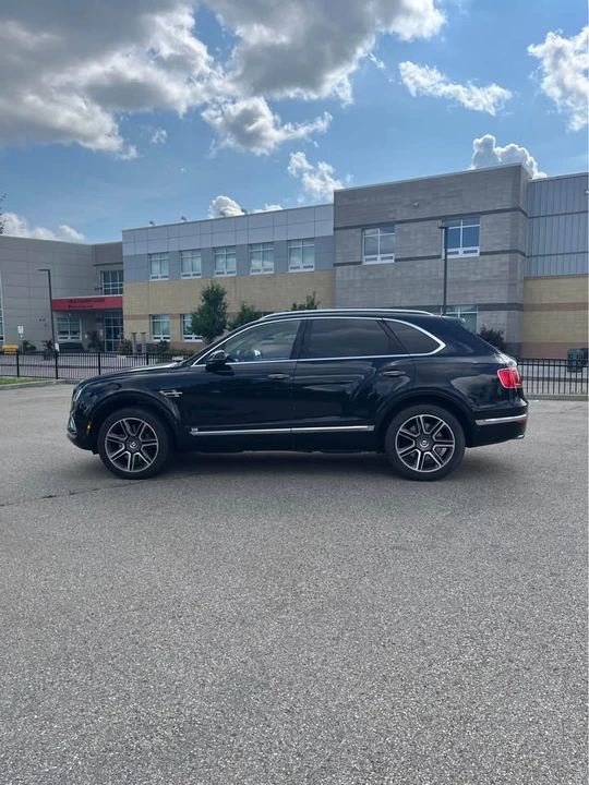 2018 Bentley Bentayga Mulliner - Image 3 of 13