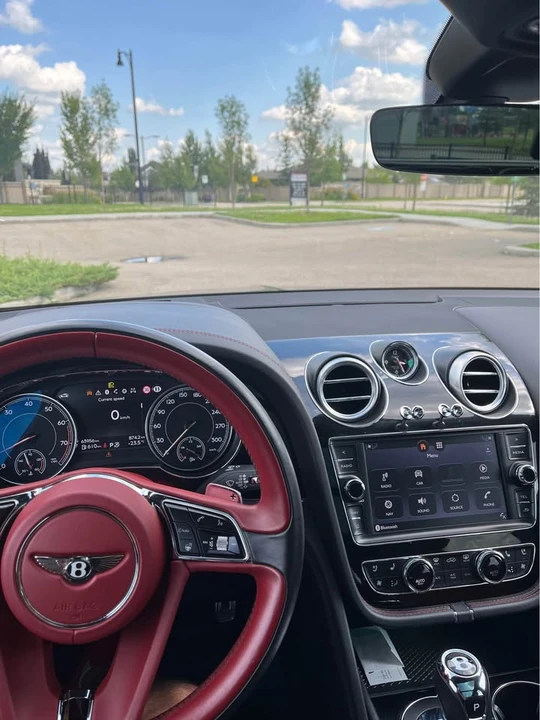 2018 Bentley Bentayga Mulliner - Image 9 of 13