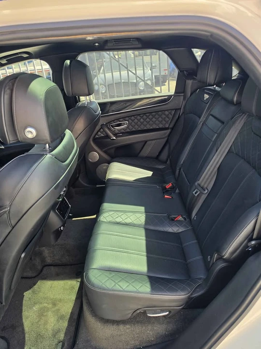 2018 Bentley Bentayga - Image 8 of 14
