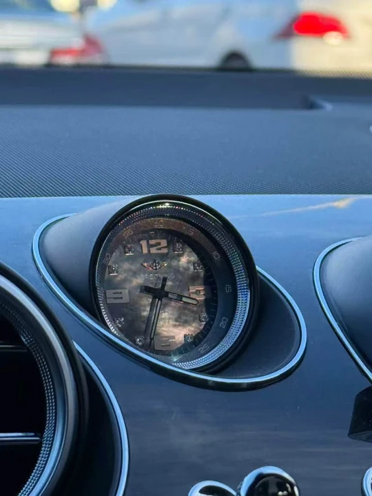 2018 Bentley Bentayga - Image 4 of 7