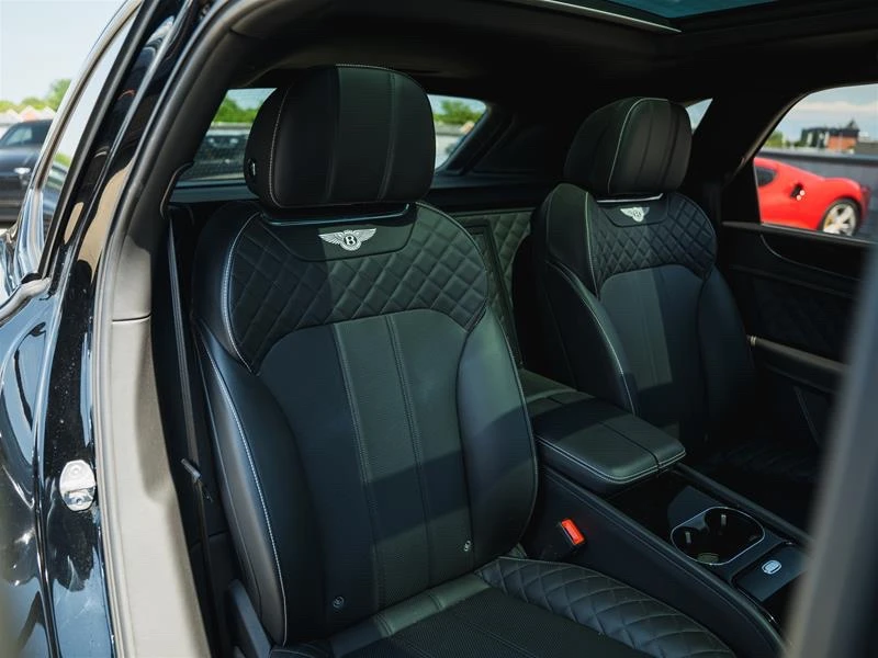 2018 Bentley Bentayga - Image 7 of 16