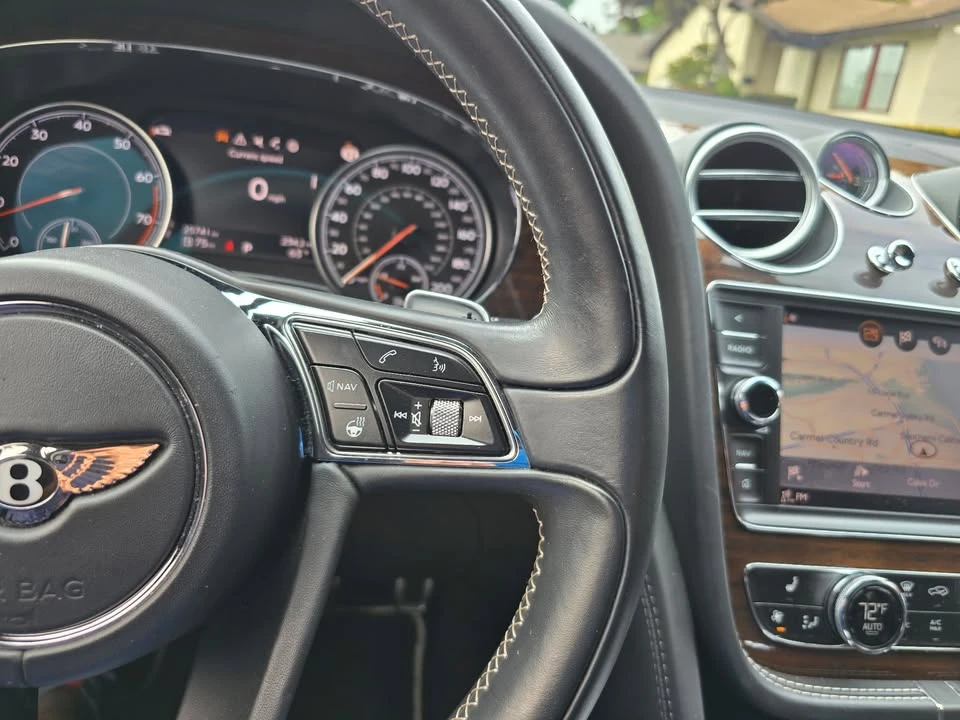 2018 Bentley Bentayga - Image 8 of 20