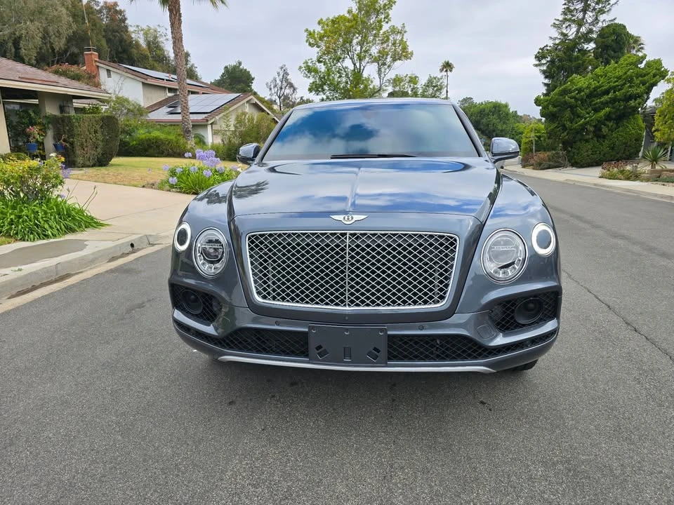 2018 Bentley Bentayga - Image 2 of 20