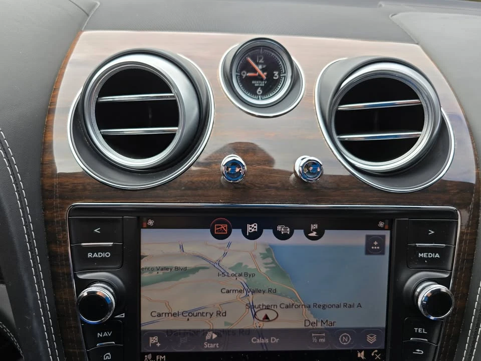 2018 Bentley Bentayga - Image 13 of 20