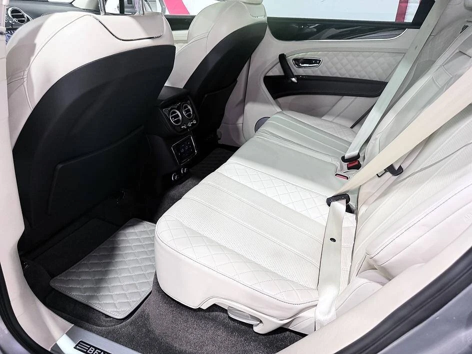 2018 Bentley Bentayga - Image 12 of 20