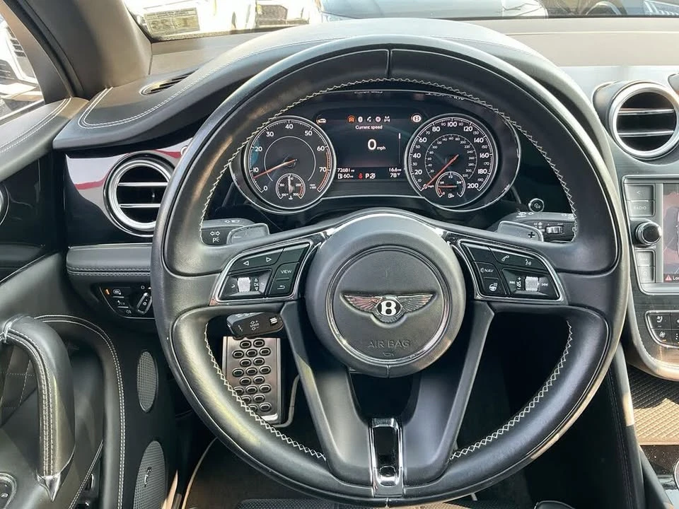 2018 Bentley Bentayga - Image 14 of 20