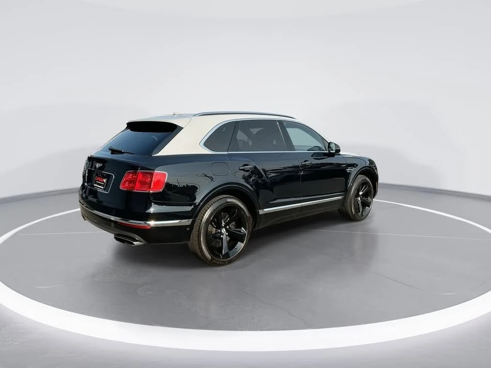 2018 Bentley Bentayga - Image 8 of 20