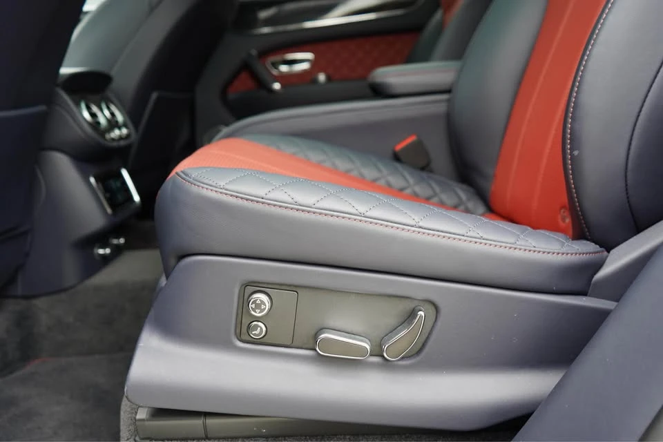 2018 Bentley Bentayga - Image 18 of 20