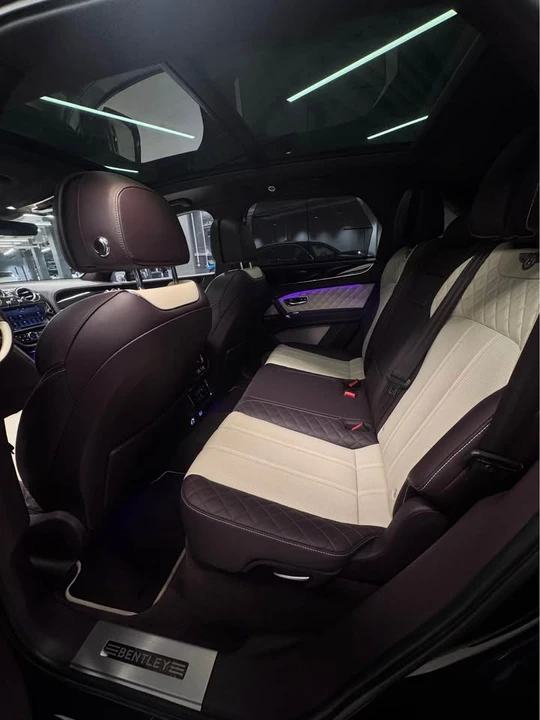 2018 Bentley Bentayga - Image 16 of 20