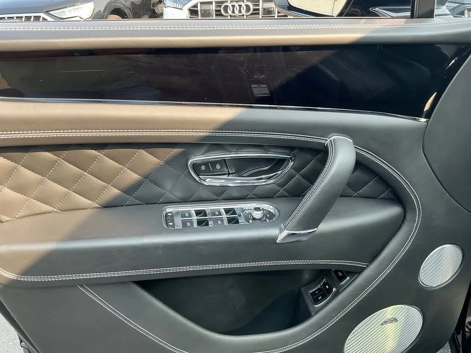 2018 Bentley Bentayga - Image 13 of 20