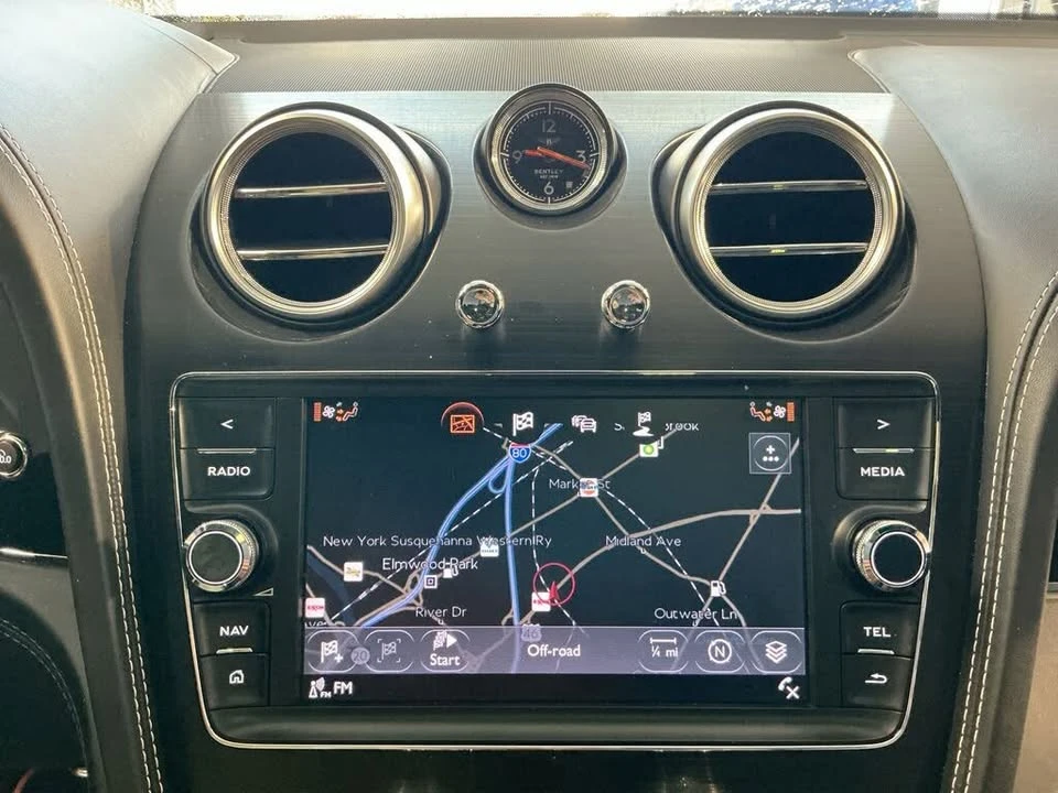 2018 Bentley Bentayga - Image 18 of 20