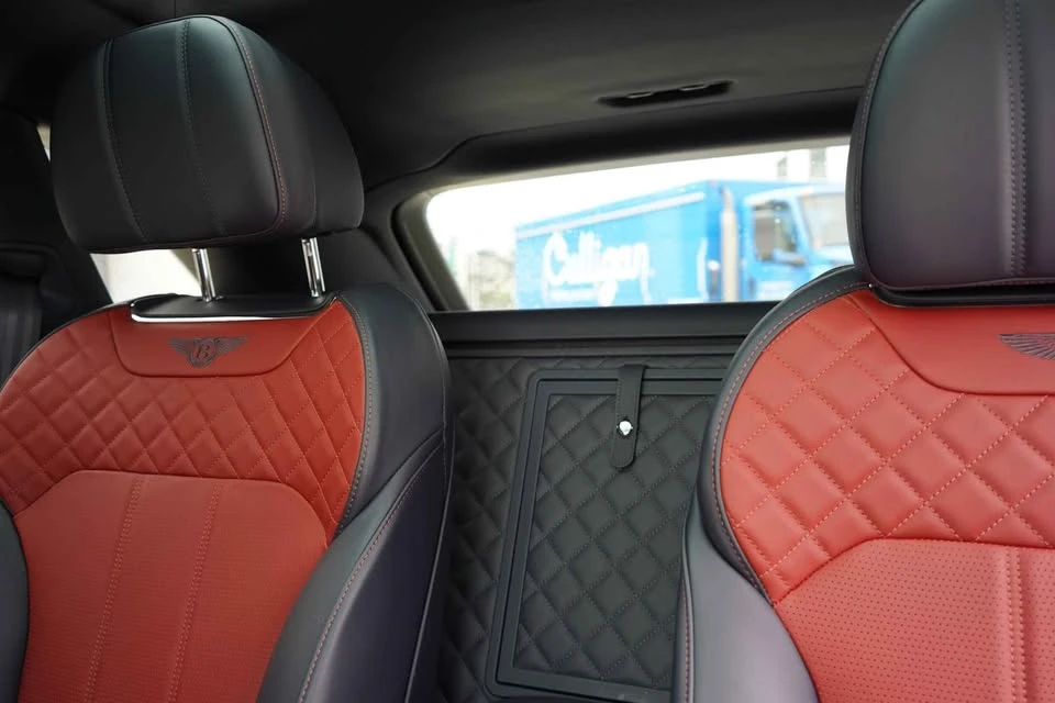 2018 Bentley Bentayga - Image 13 of 17