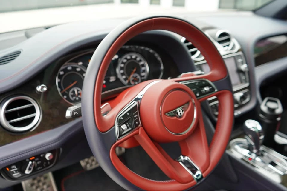 2018 Bentley Bentayga - Image 12 of 20