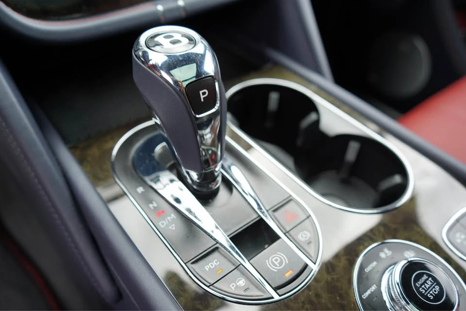 2018 Bentley Bentayga - Image 14 of 20
