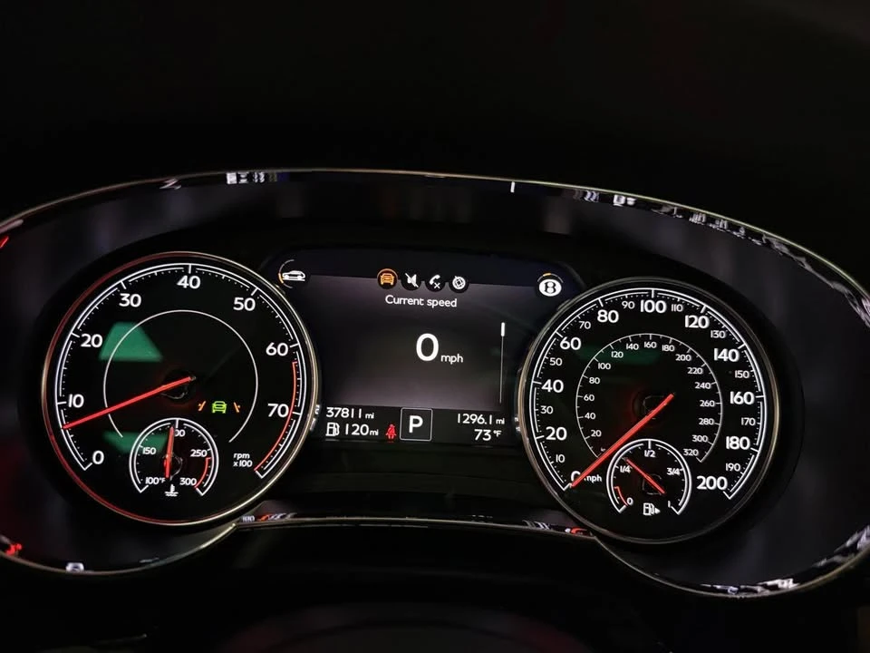 2018 Bentley Bentayga - Image 13 of 20