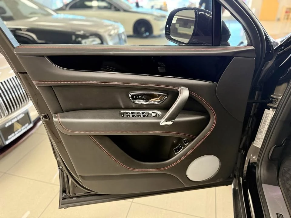 2018 Bentley Bentayga - Image 8 of 20