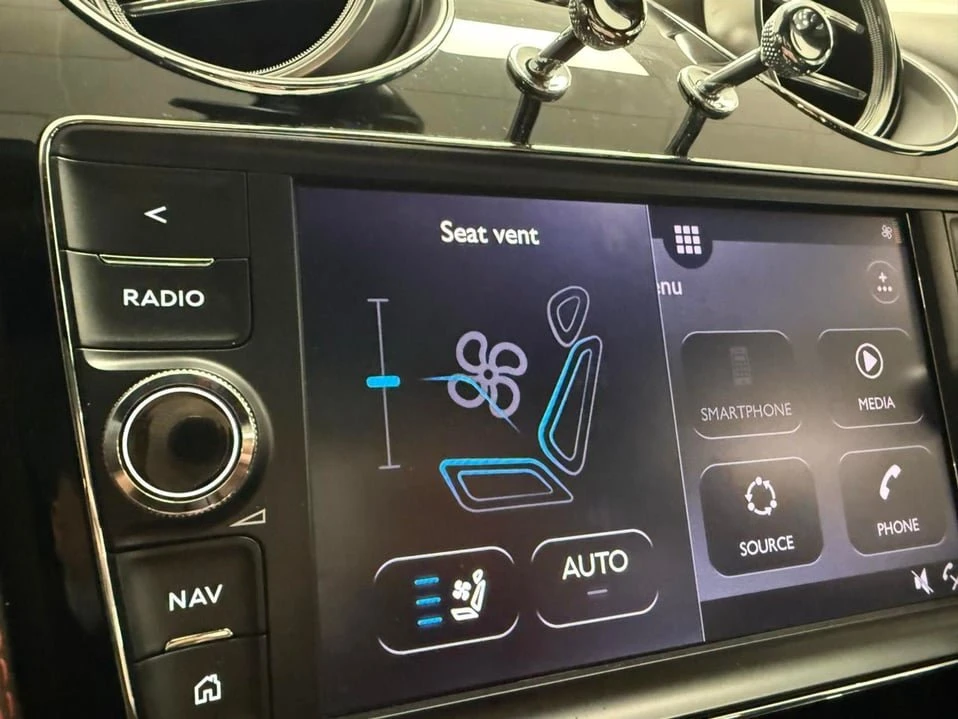 2018 Bentley Bentayga - Image 18 of 20