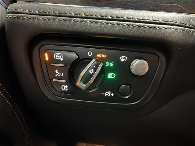 2018 Bentley Bentayga - Image 14 of 20