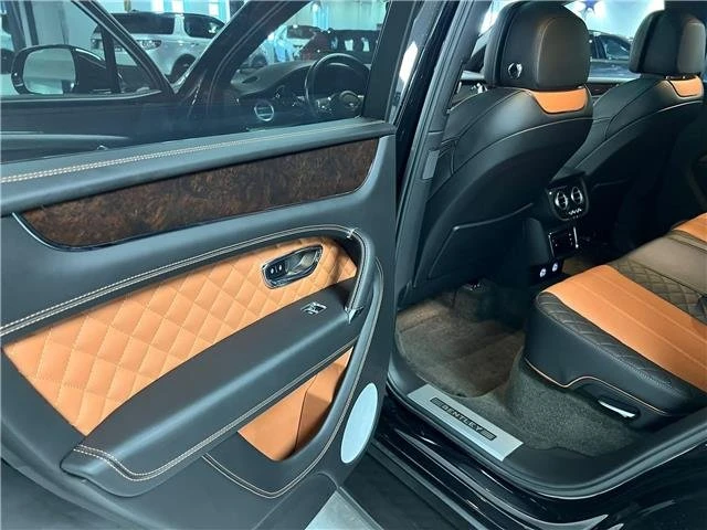 2018 Bentley Bentayga - Image 19 of 20