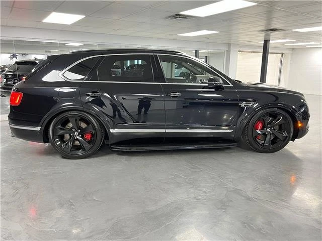 2018 Bentley Bentayga - Image 8 of 20