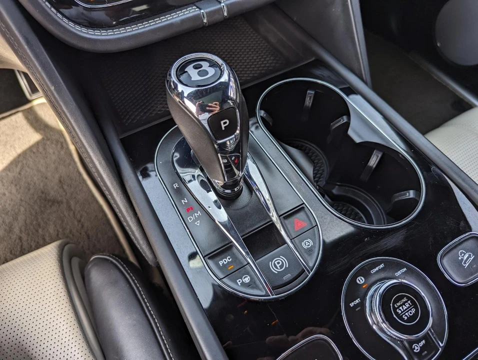 2018 Bentley Bentayga - Image 25 of 31