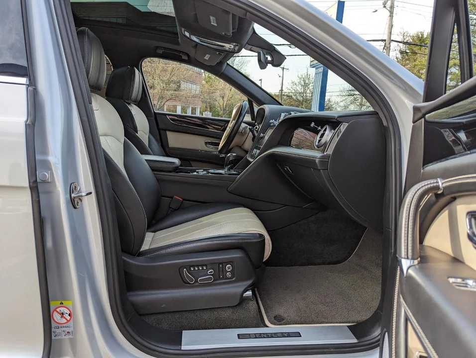 2018 Bentley Bentayga - Image 31 of 31