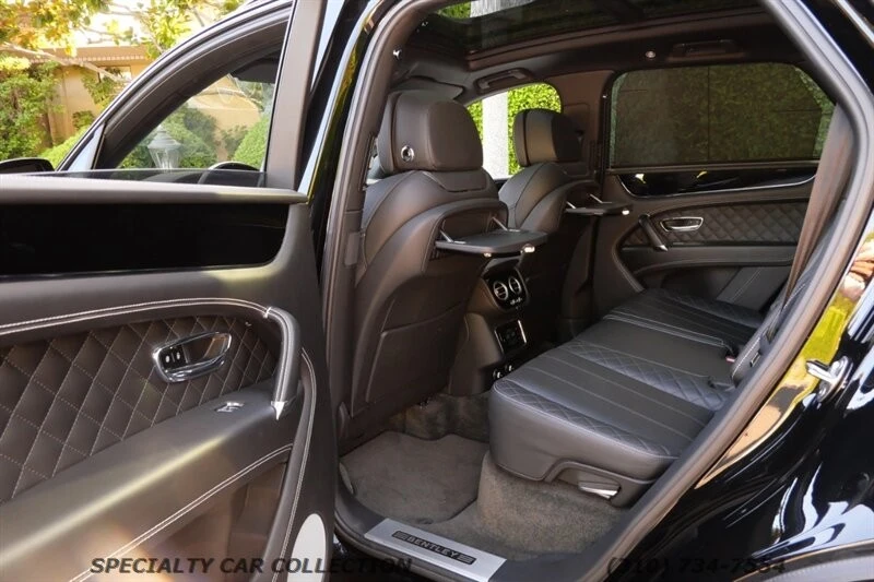 2018 Bentley Bentayga - Image 17 of 21
