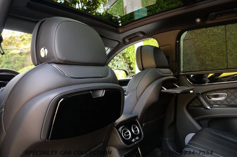2018 Bentley Bentayga - Image 19 of 21