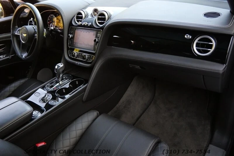 2018 Bentley Bentayga - Image 16 of 21