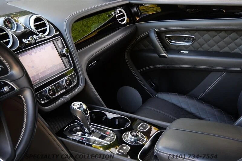 2018 Bentley Bentayga - Image 13 of 21