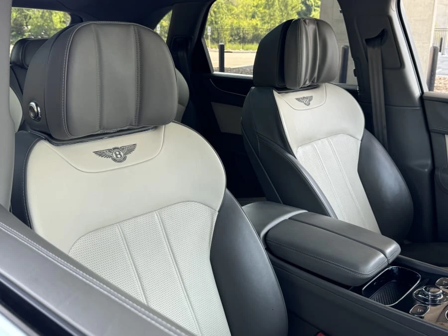 2018 Bentley Bentayga - Image 17 of 31