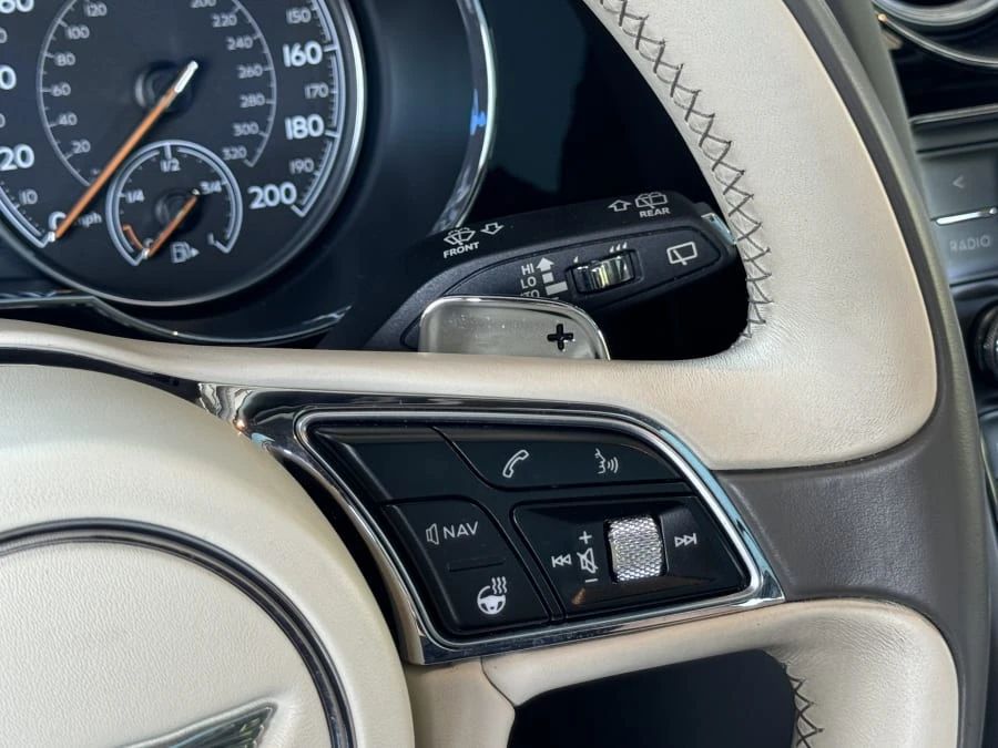2018 Bentley Bentayga - Image 30 of 31