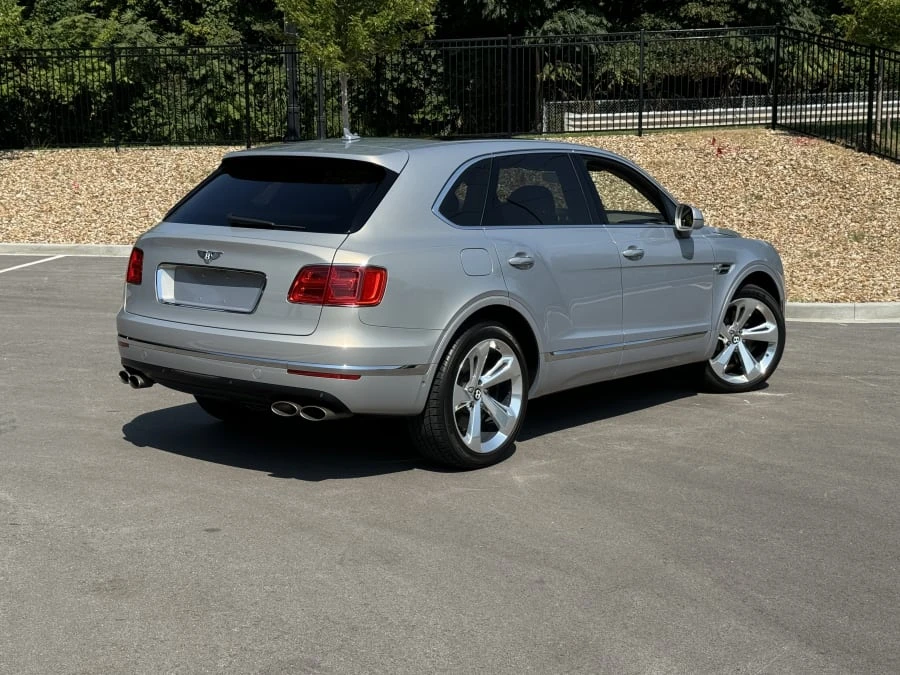 2018 Bentley Bentayga - Image 3 of 31