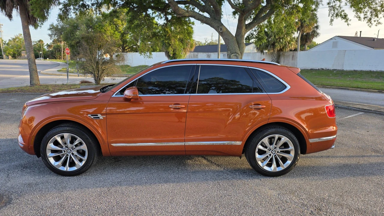 2018 Bentley Bentayga - Image 15 of 31