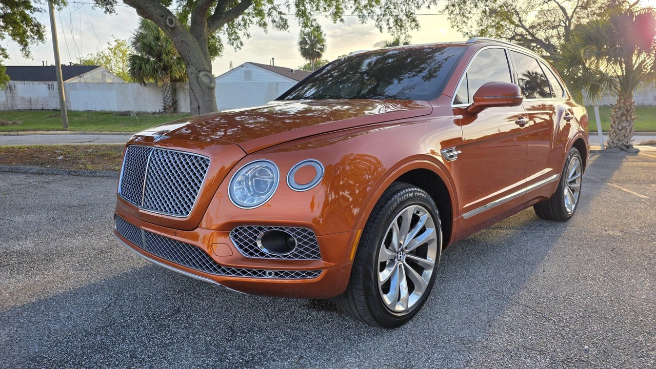 2018 Bentley Bentayga - Image 13 of 31