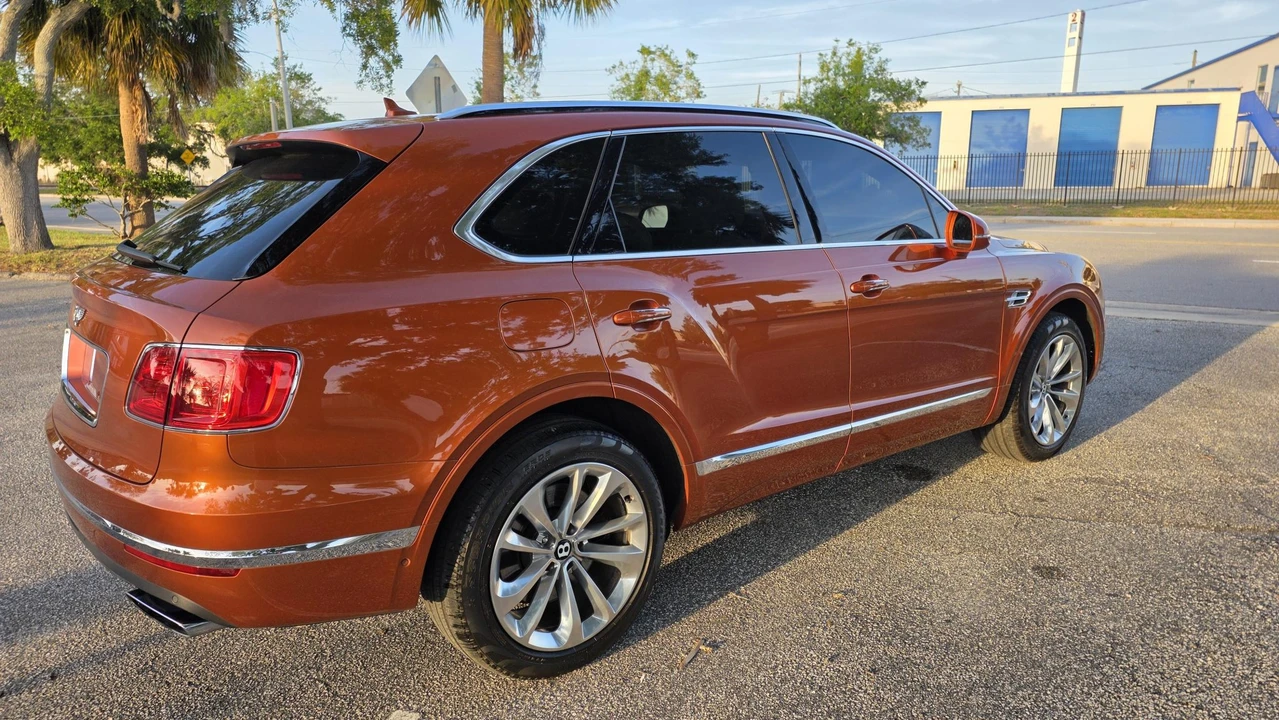 2018 Bentley Bentayga - Image 31 of 31