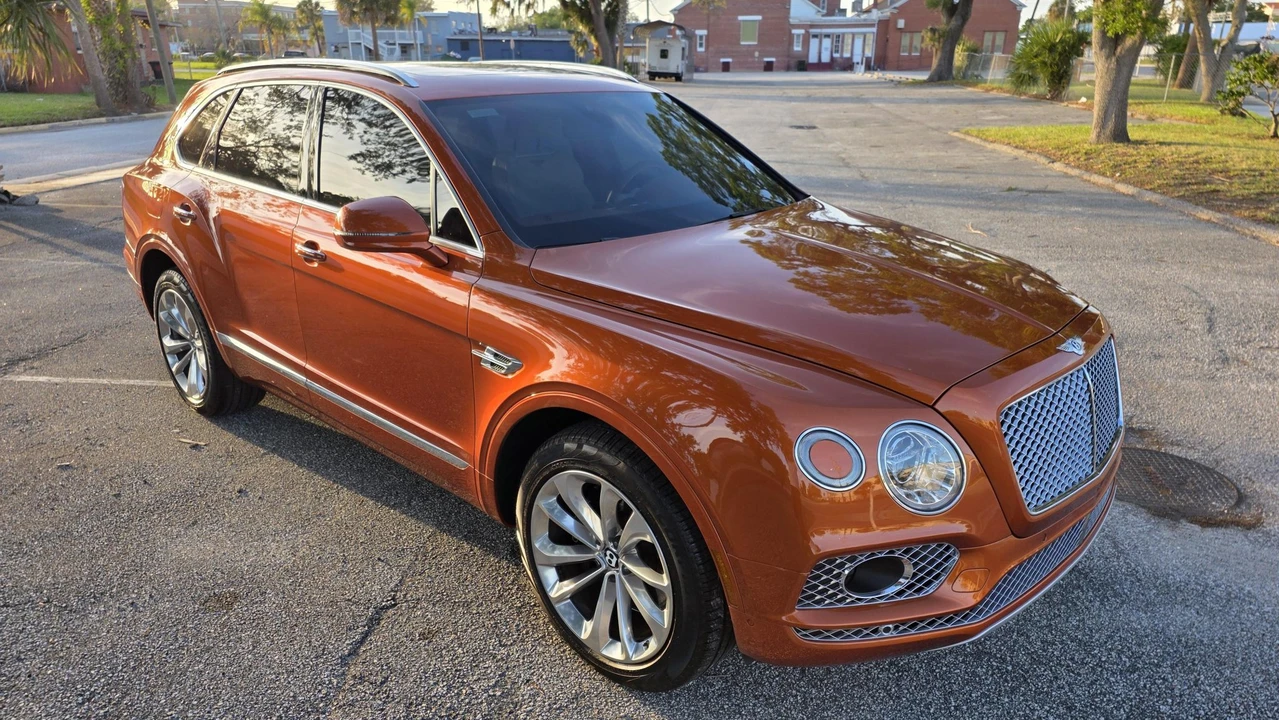 2018 Bentley Bentayga - Image 5 of 31