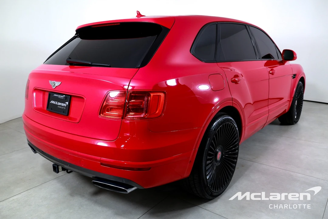 2018 Bentley Bentayga - Image 8 of 31